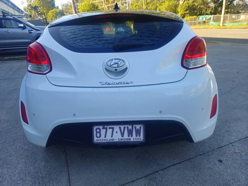 2015 Hyundia Veloster - New to australia car finance 6.jpg